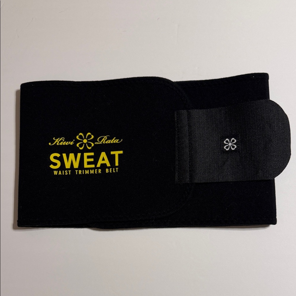 Kiwi Rata Black Waist Trimmer Belt. Size S. Up to 30” NWOT
